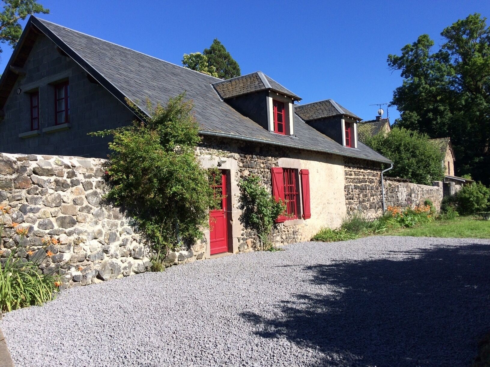 Auvergne touristique -Massif du Sancy-Super Besse- Gite
