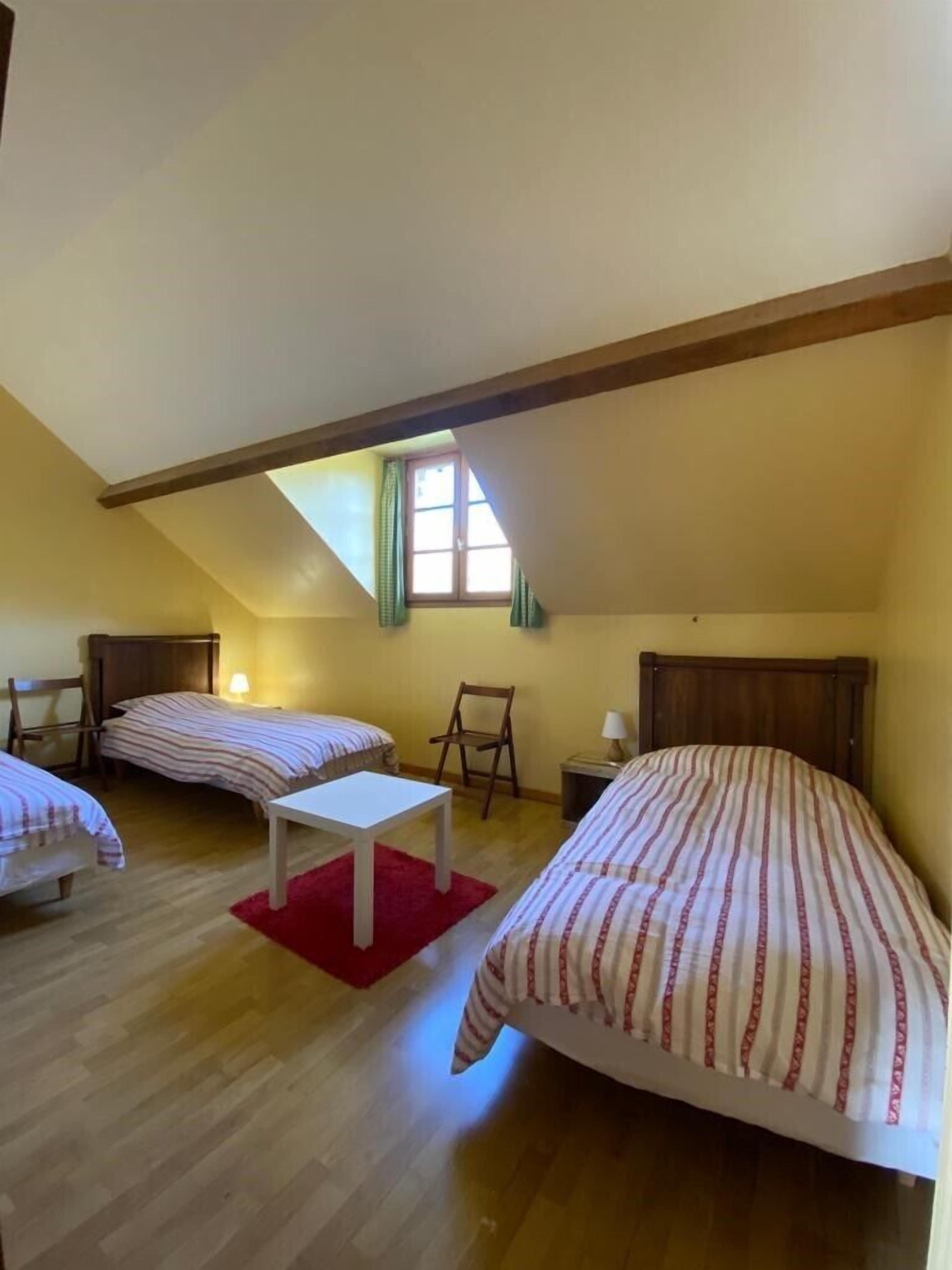 Auvergne touristique -Massif du Sancy-Super Besse- Gite