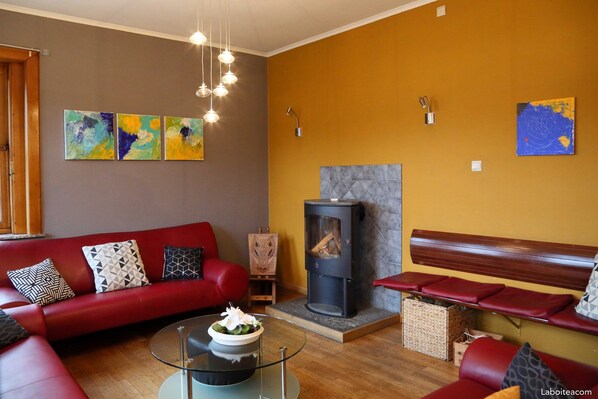 TV, fireplace, table football, ping pong