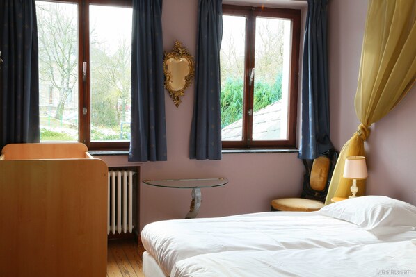 8 bedrooms, iron/ironing board, travel cot, WiFi