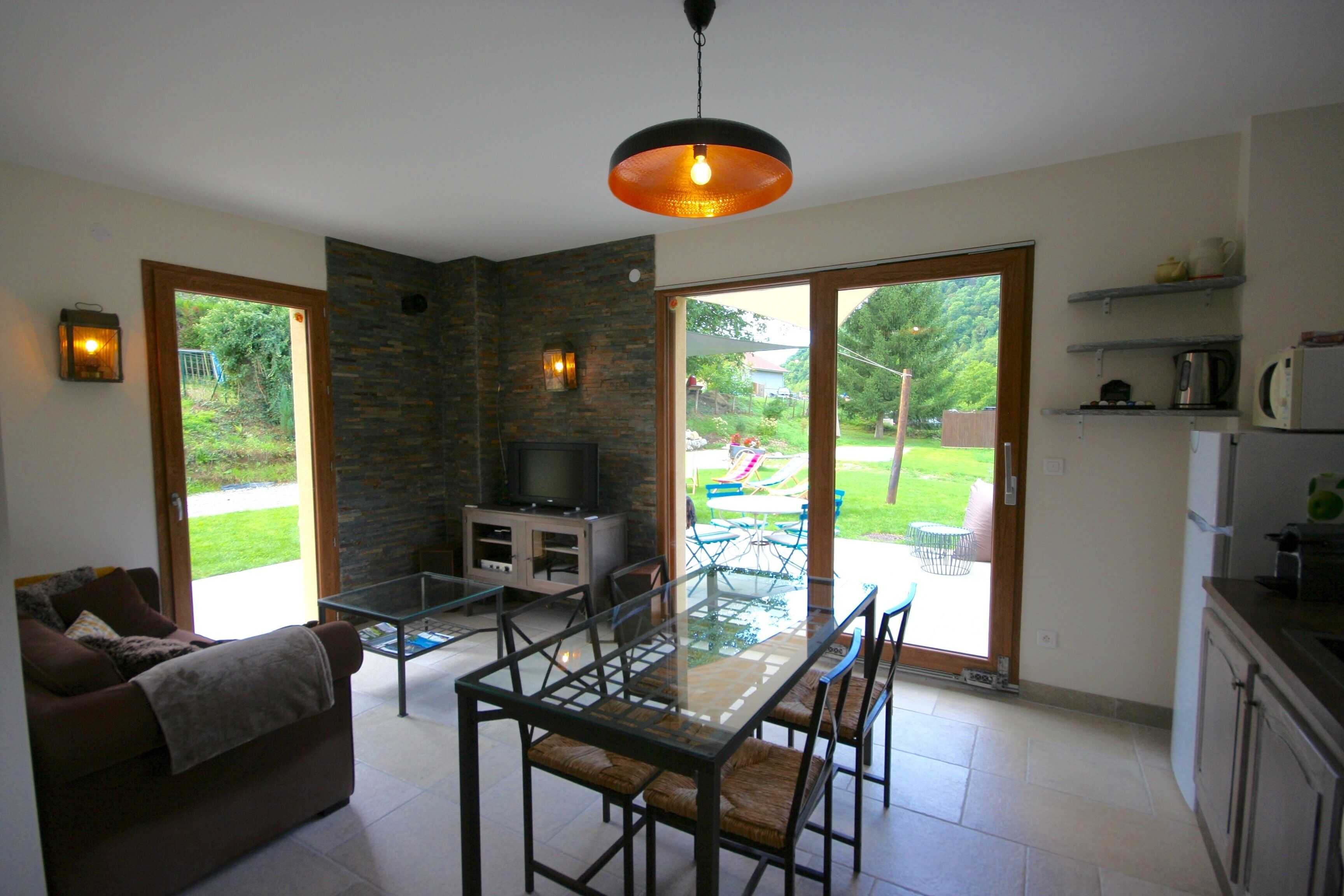 Cottage 4/5 people between lakes and mountains