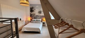 3 bedrooms, iron/ironing board, travel cot, free WiFi - Périgourdine house / Private heated swimming pool / Air con / 10km Sarlat (Saint-Geniès)