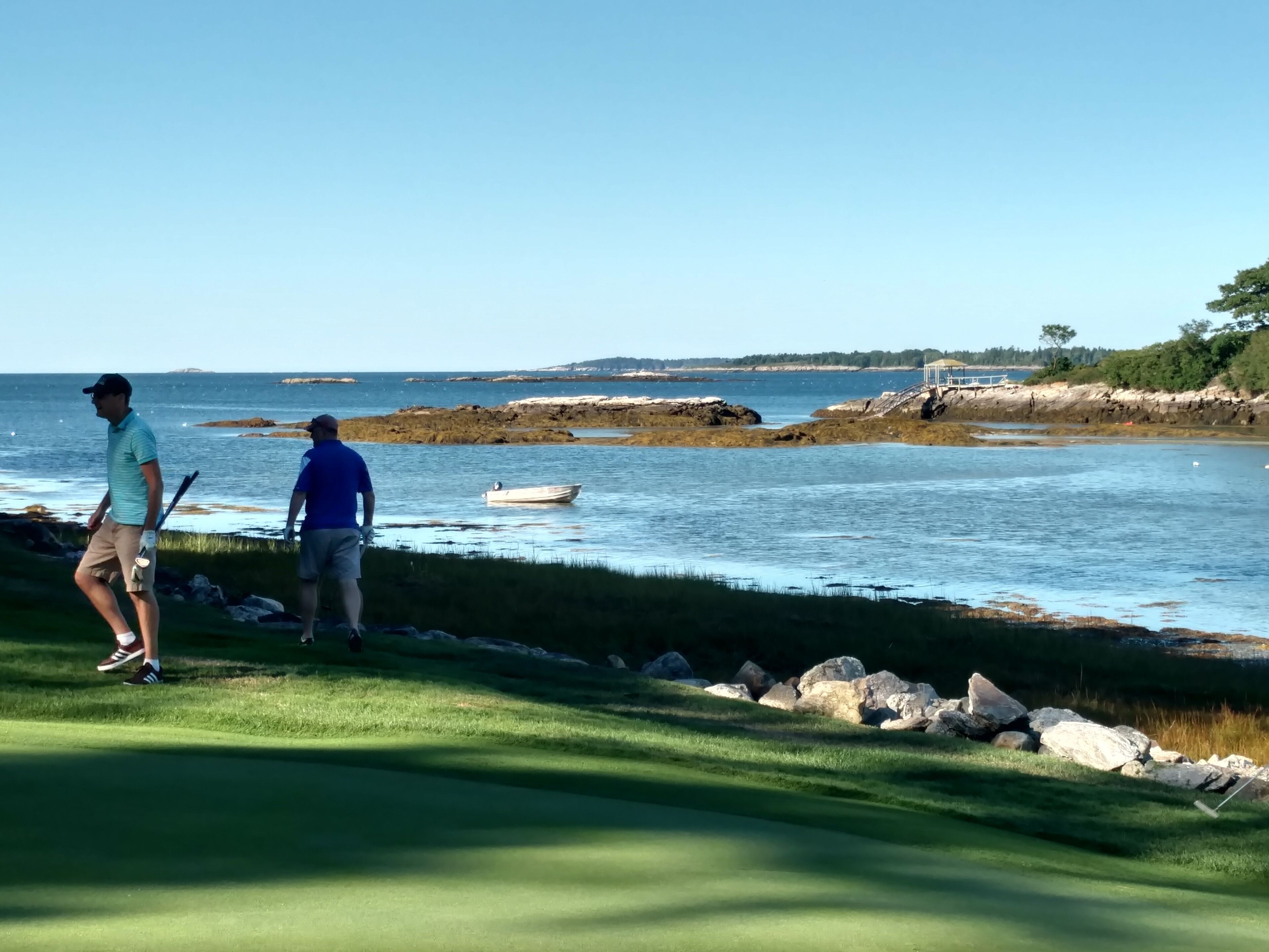 Sebasco golf course 45 minute driv
e