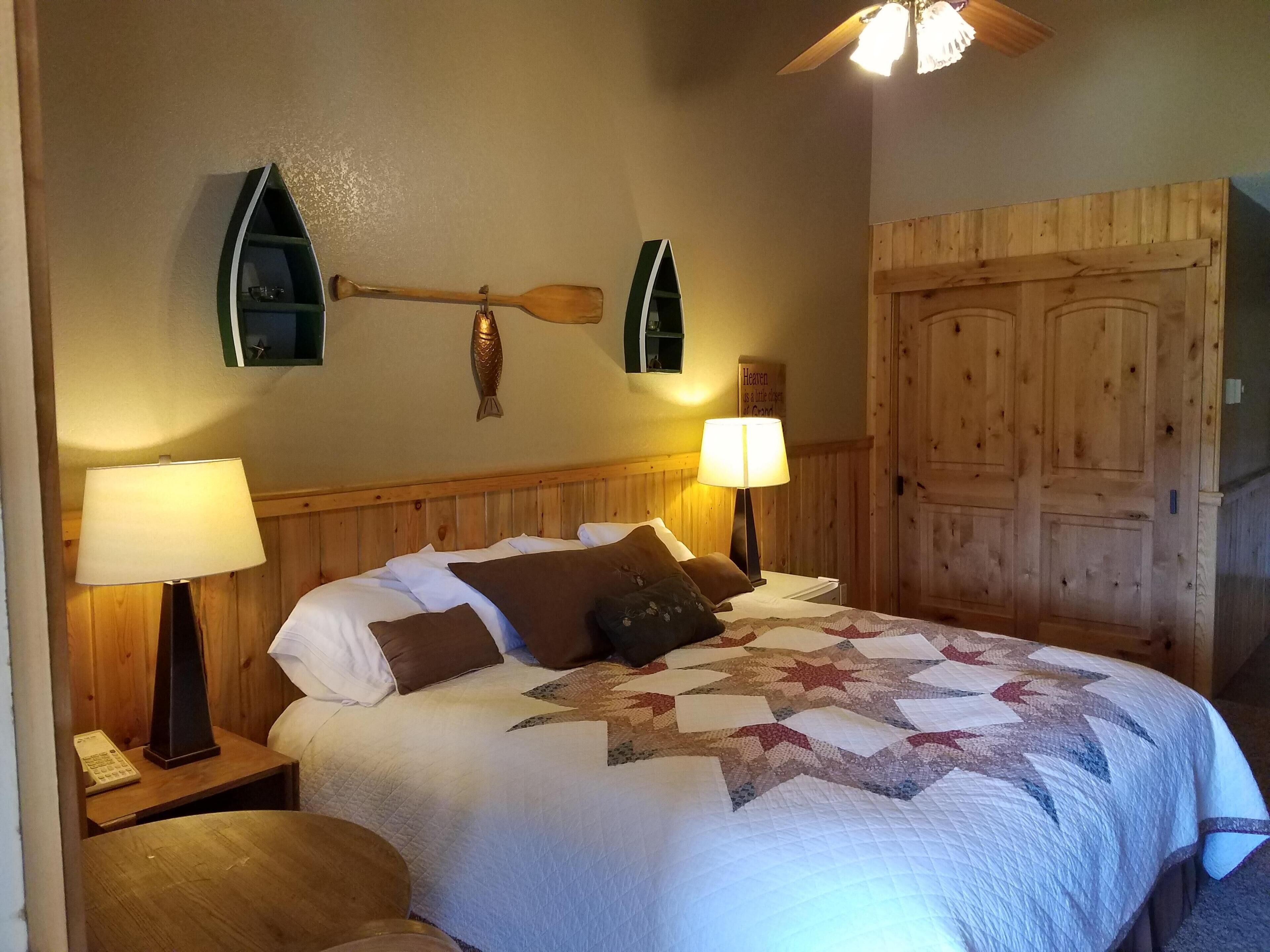 Renovated Condo Sleeps 8 In 2+BR/2BA at the Inn at Silvercreek