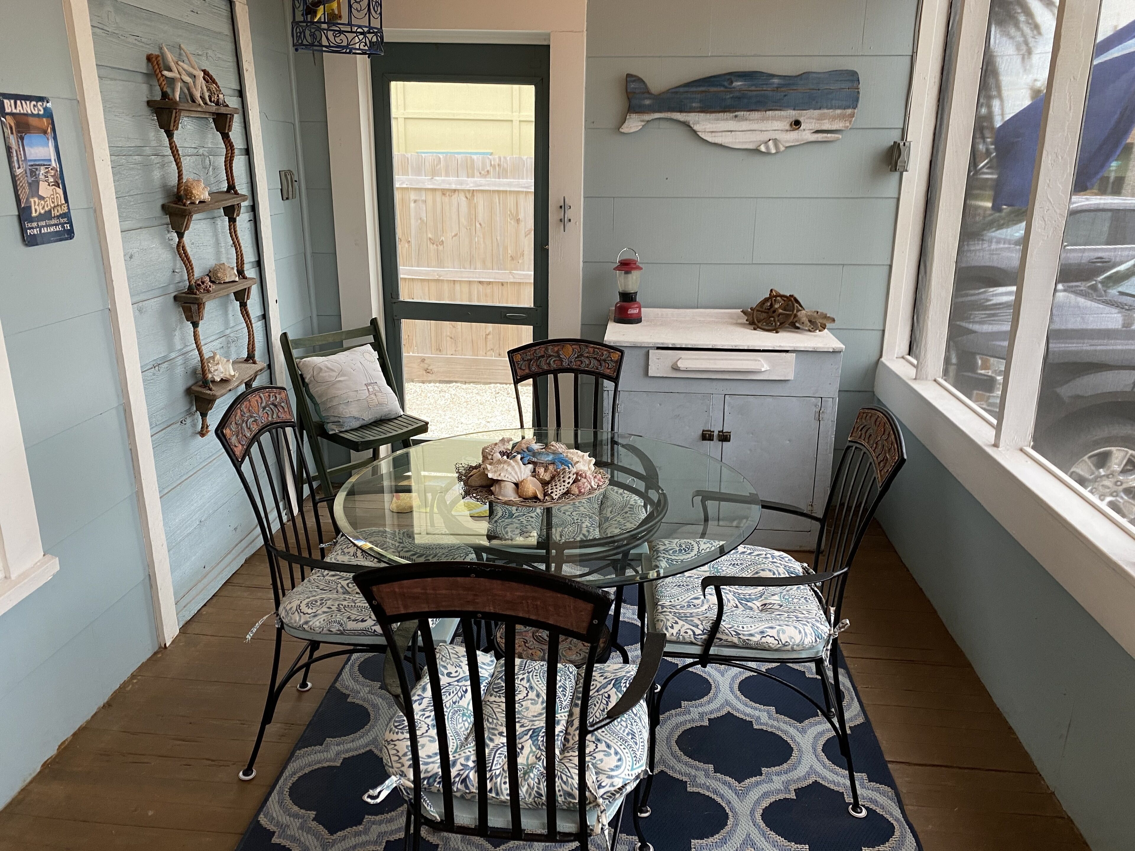 Large private pool! Old Town Cottage 1 block from the Marina STR 181918