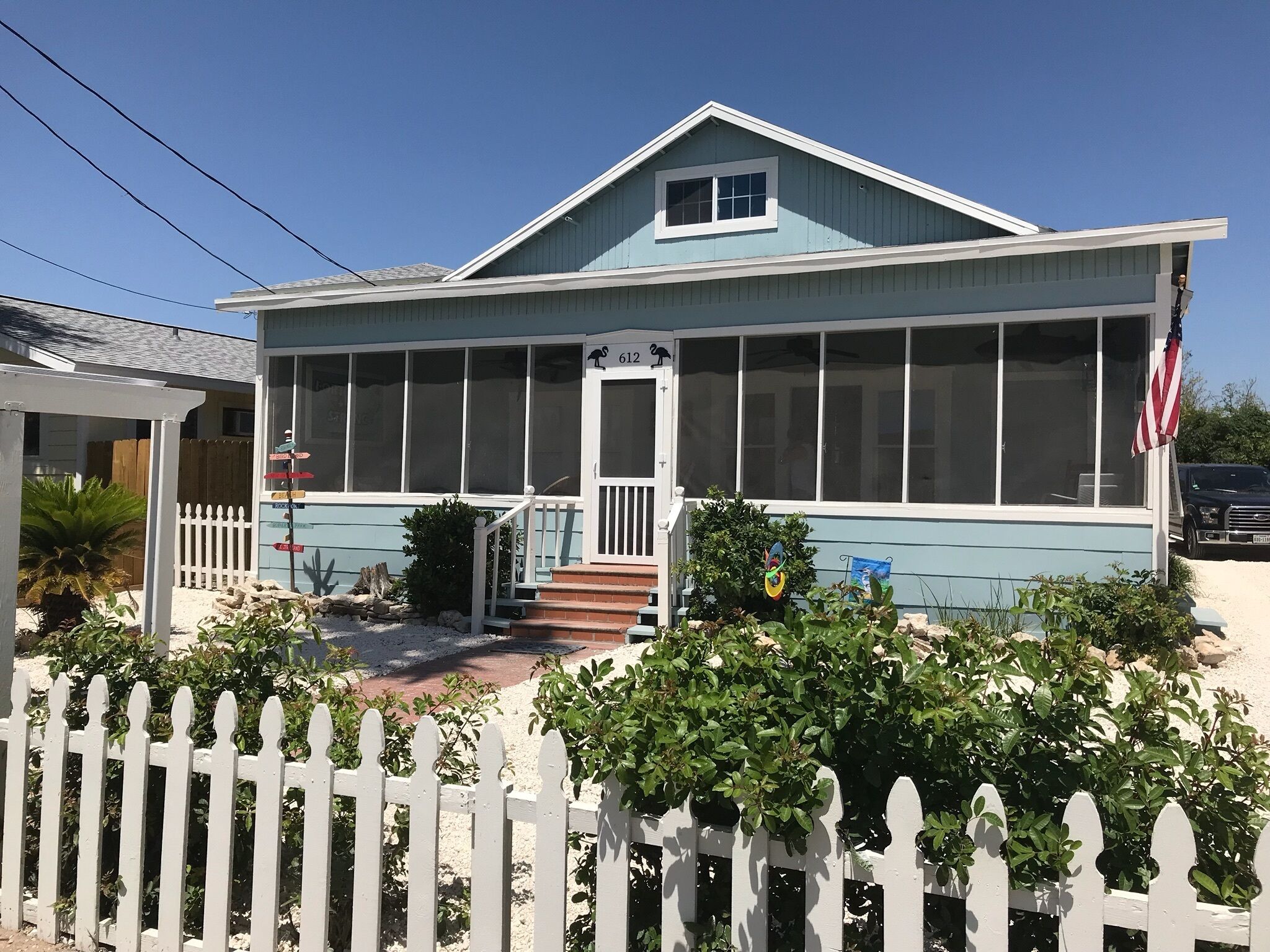 Large private pool! Old Town Cottage 1 block from the Marina STR 181918