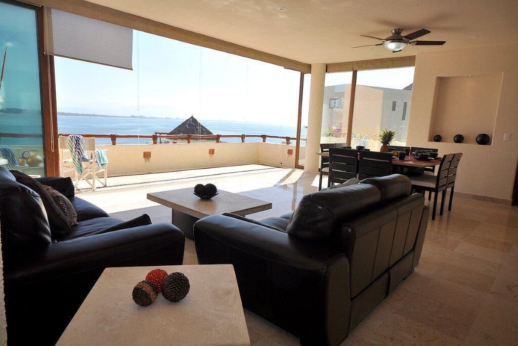 Great View Ocean Front Luxury Vacation Rental: Punta Esmeralda