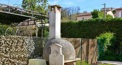 Quiet, close to everything and very practical to visit the region - WIFI - AIR CON - BABY...