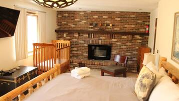 11 bedrooms, desk, iron/ironing board, free WiFi
