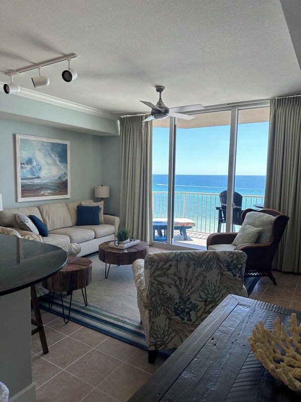 TV - Tidewater Beach Resort 516 Beach Service Included!  (Panama City Beach)