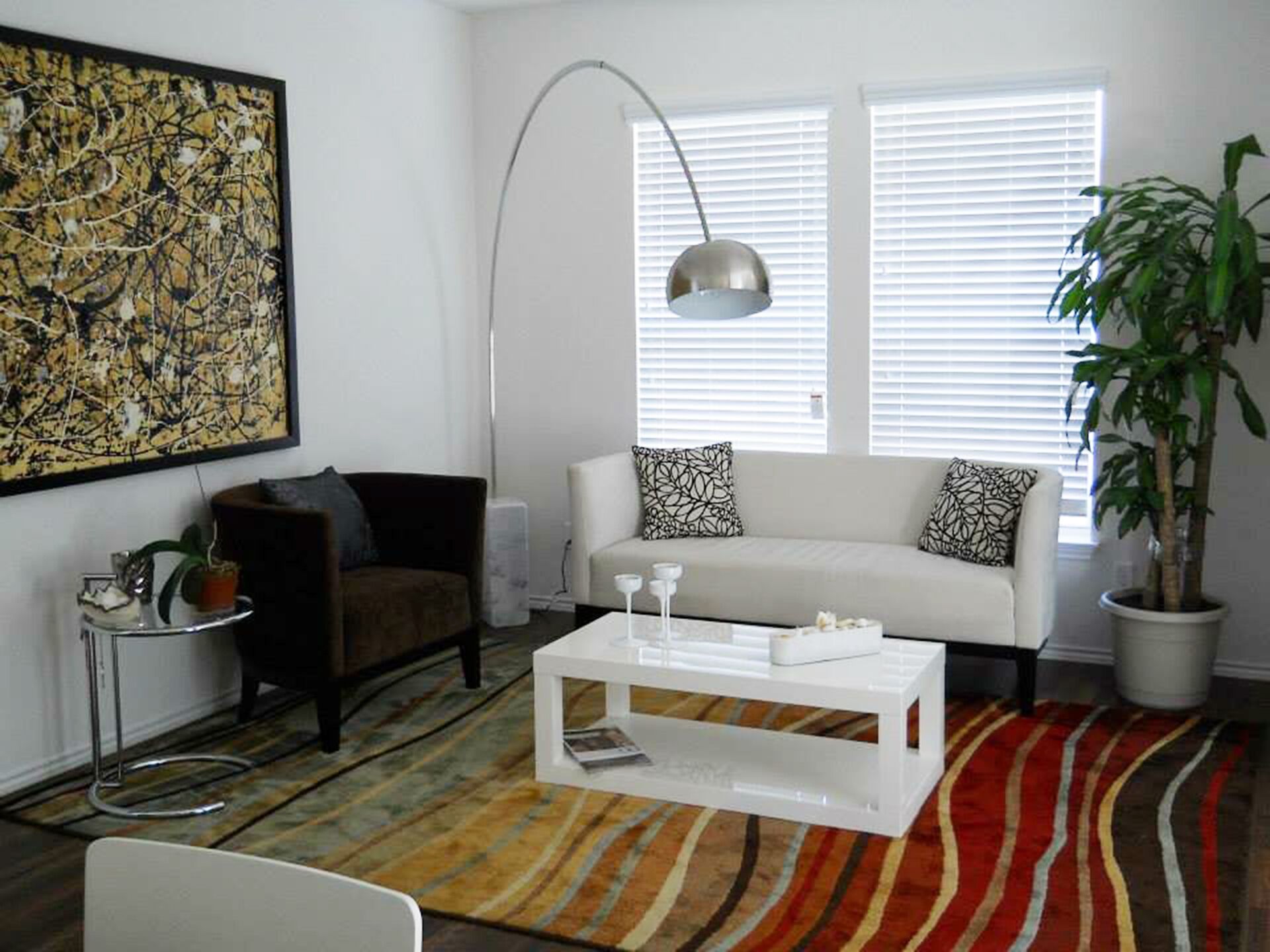 4 Bedroom Home with all amenities, great for staying home during these times.