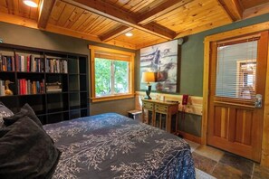 4 bedrooms, internet, bed sheets