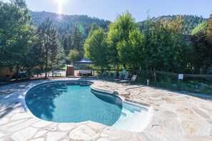 Pool - Chalet @ Icicle Creek -  Free night promo, please read promo in full below** (Leavenworth)