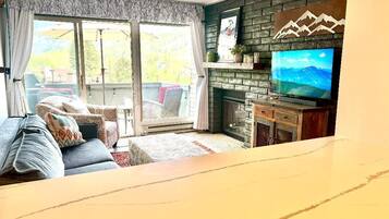 Smart TV, fireplace, printers