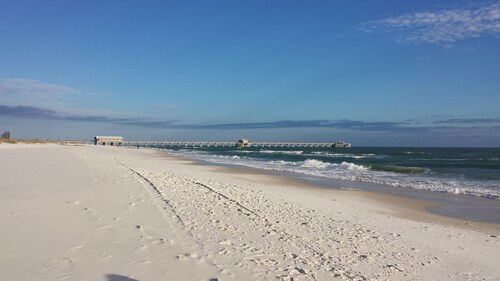 Directly on Beach - Great Getaway! Stunning View From Private Balcony!