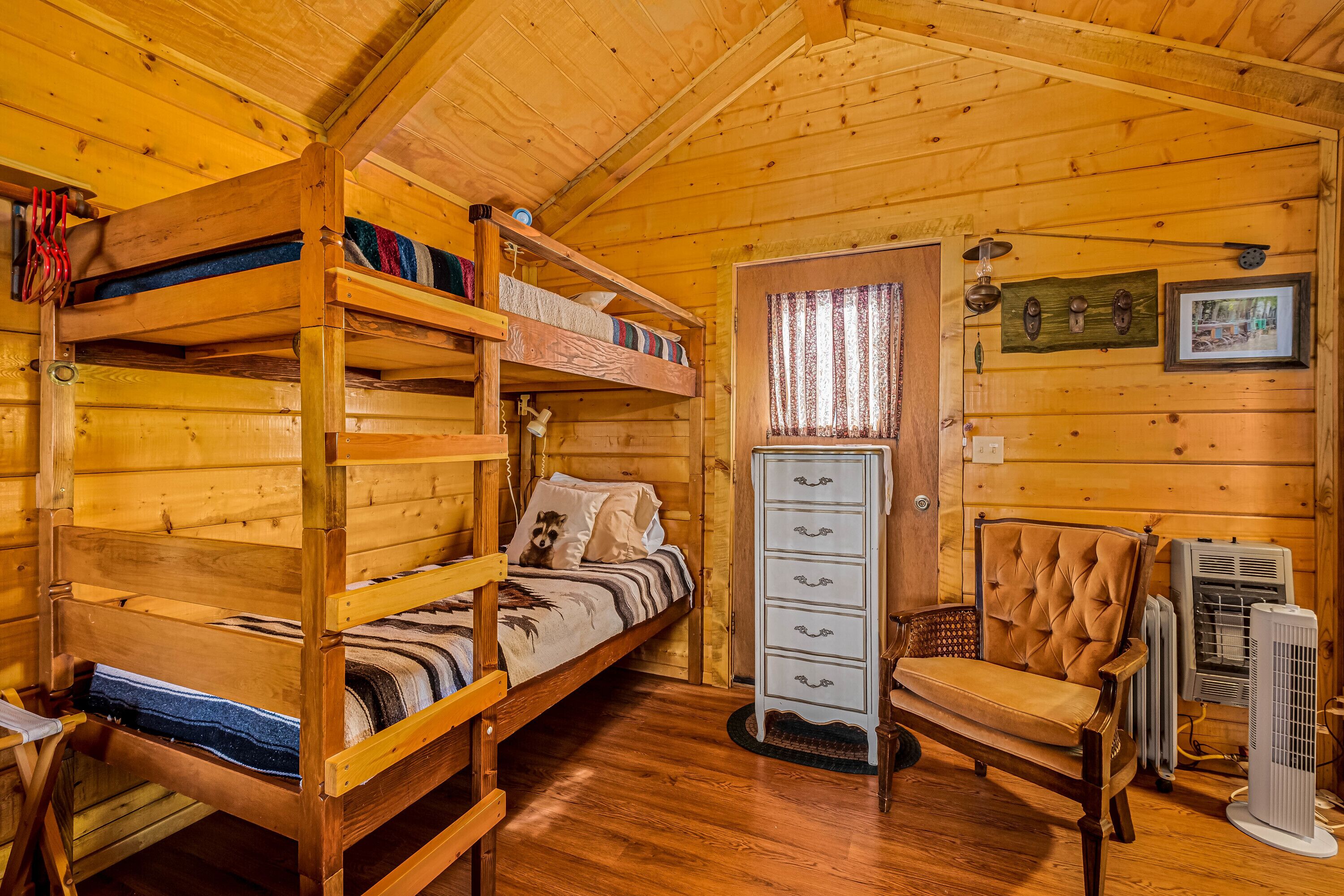La Plata Mountains Bunkhouse - Cozy/Comfortable/Economical