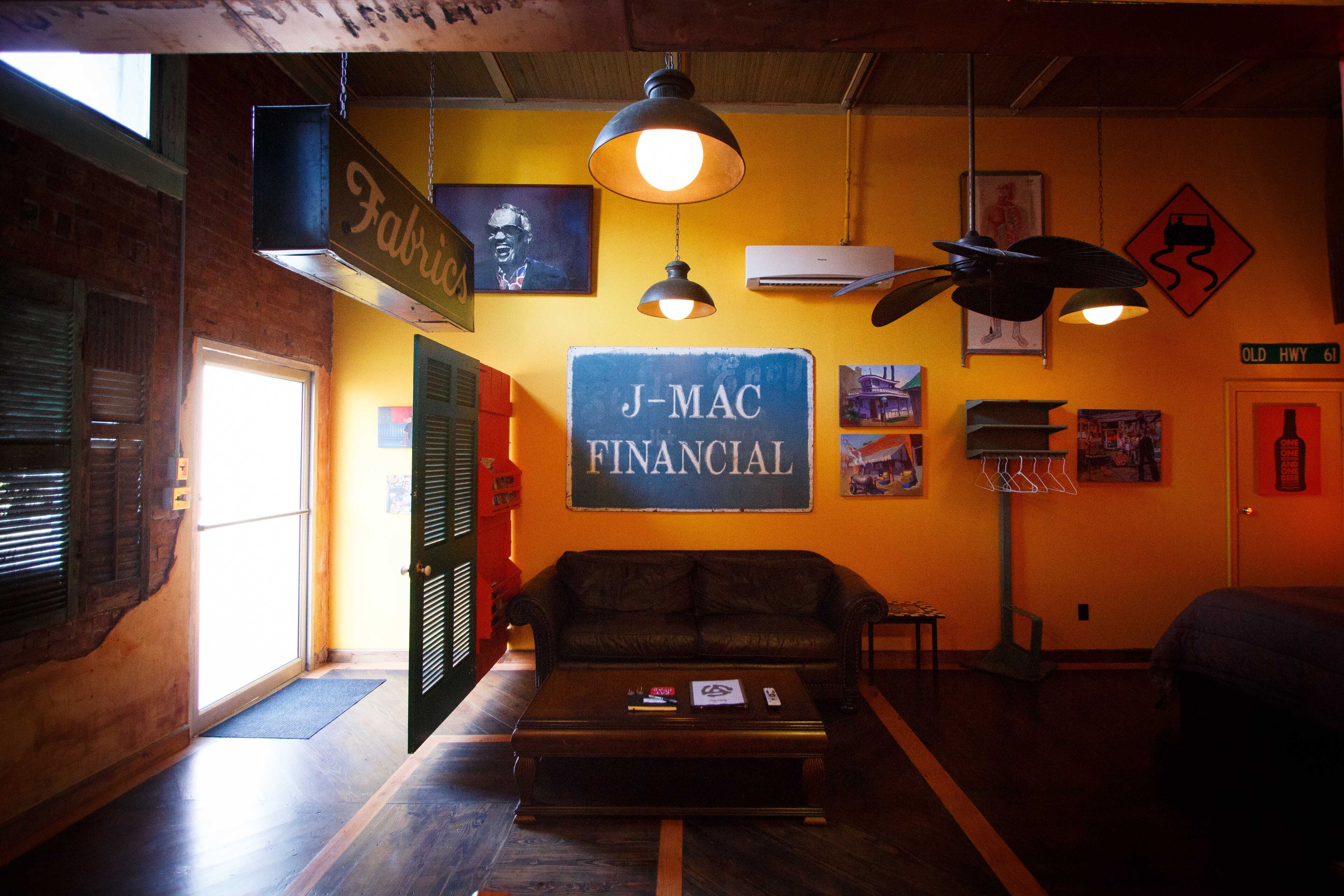 Delta Digs - 'The Place To Lay It Down In Clarksdale'