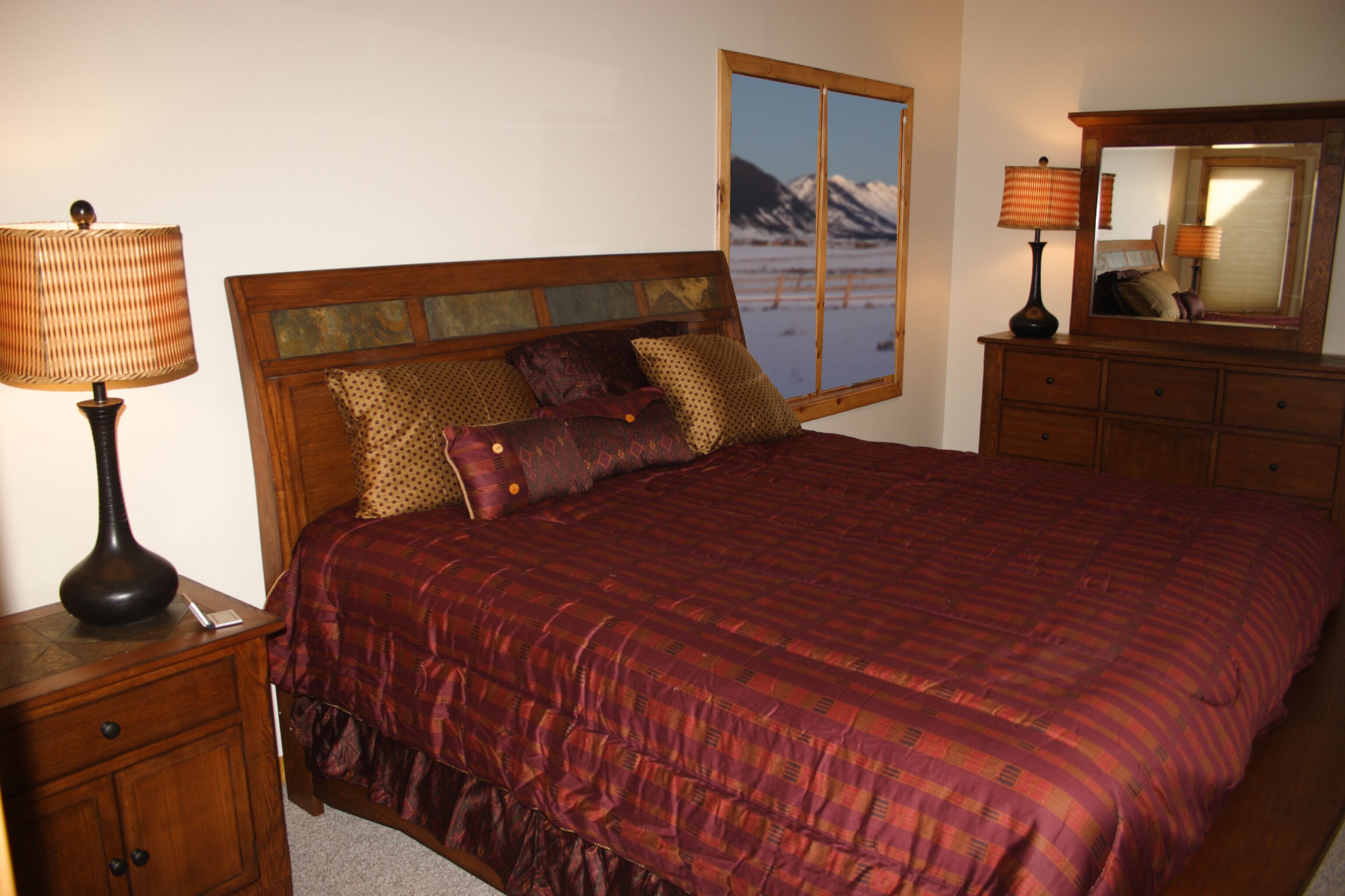 Couples, Families-BEST VIEWS 10 ACRES 3 min TO TOWN,  5 min  TO SLOPES 2100SQFT