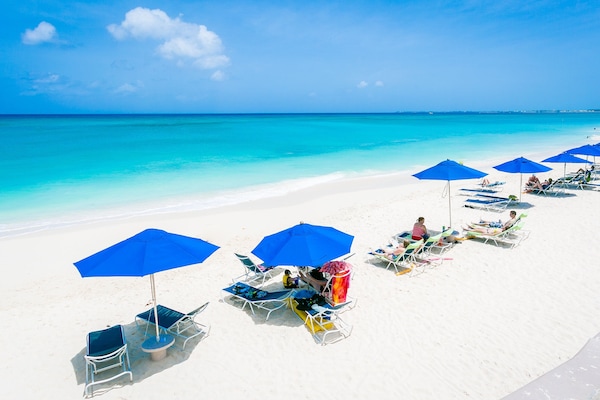 Sulla spiaggia, teli da spiaggia