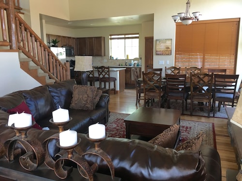 Ski in/out awesome 5 bedroom family rental near top of ski lift.