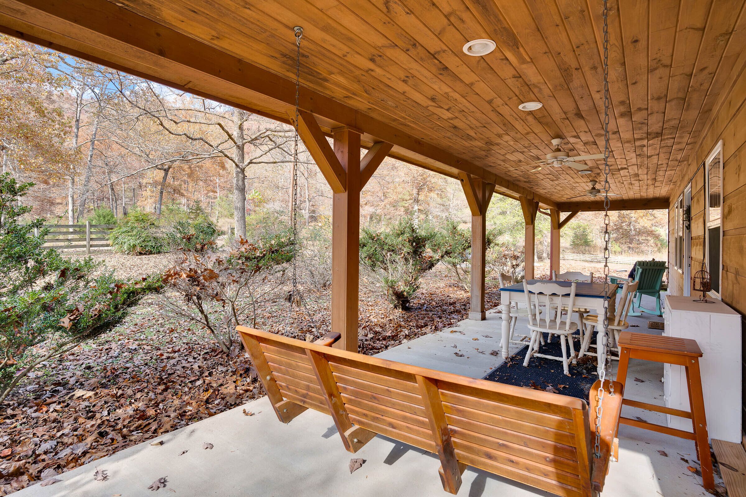 屋外ダイニングエリア