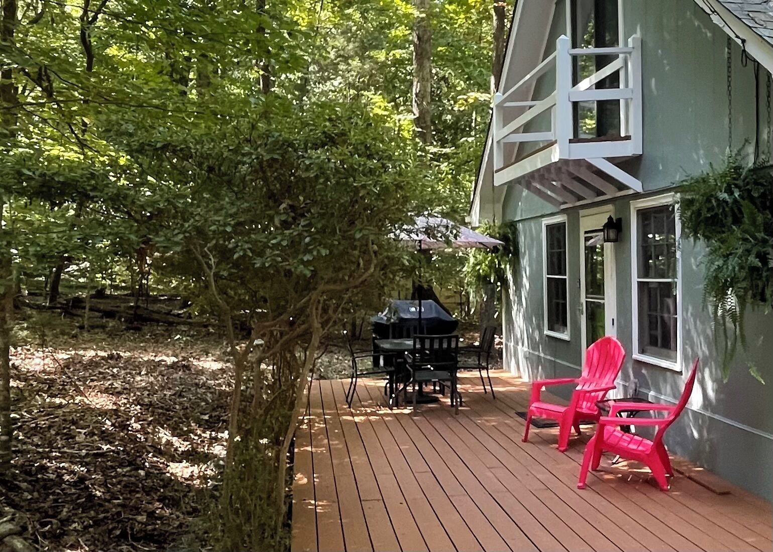 ★ Charming Retreat ★ Walk to Eno ★ Family & Dog Friendly ★ Near Duke, Downtown★ 