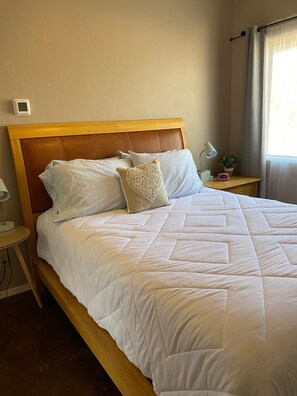 1 chambre, fer et planche Ă repasser, Wi-Fi gratuit, draps fournis