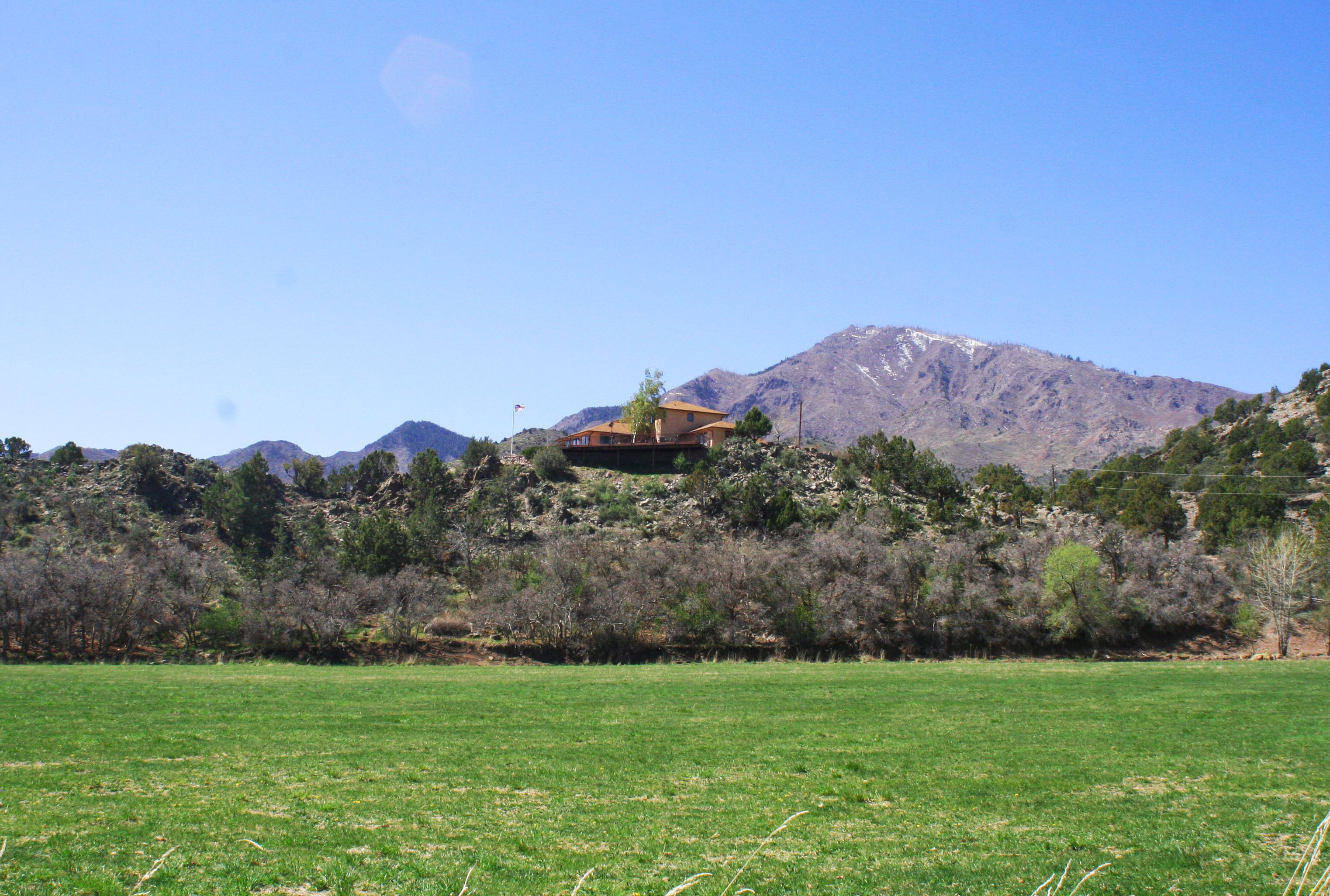 Get Away From It All! Enjoy Privacy and Mountain Views At Our 50 Acre Ranch