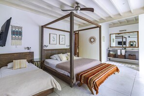 2 habitaciones, escritorio, wifi gratis y ropa de cama 