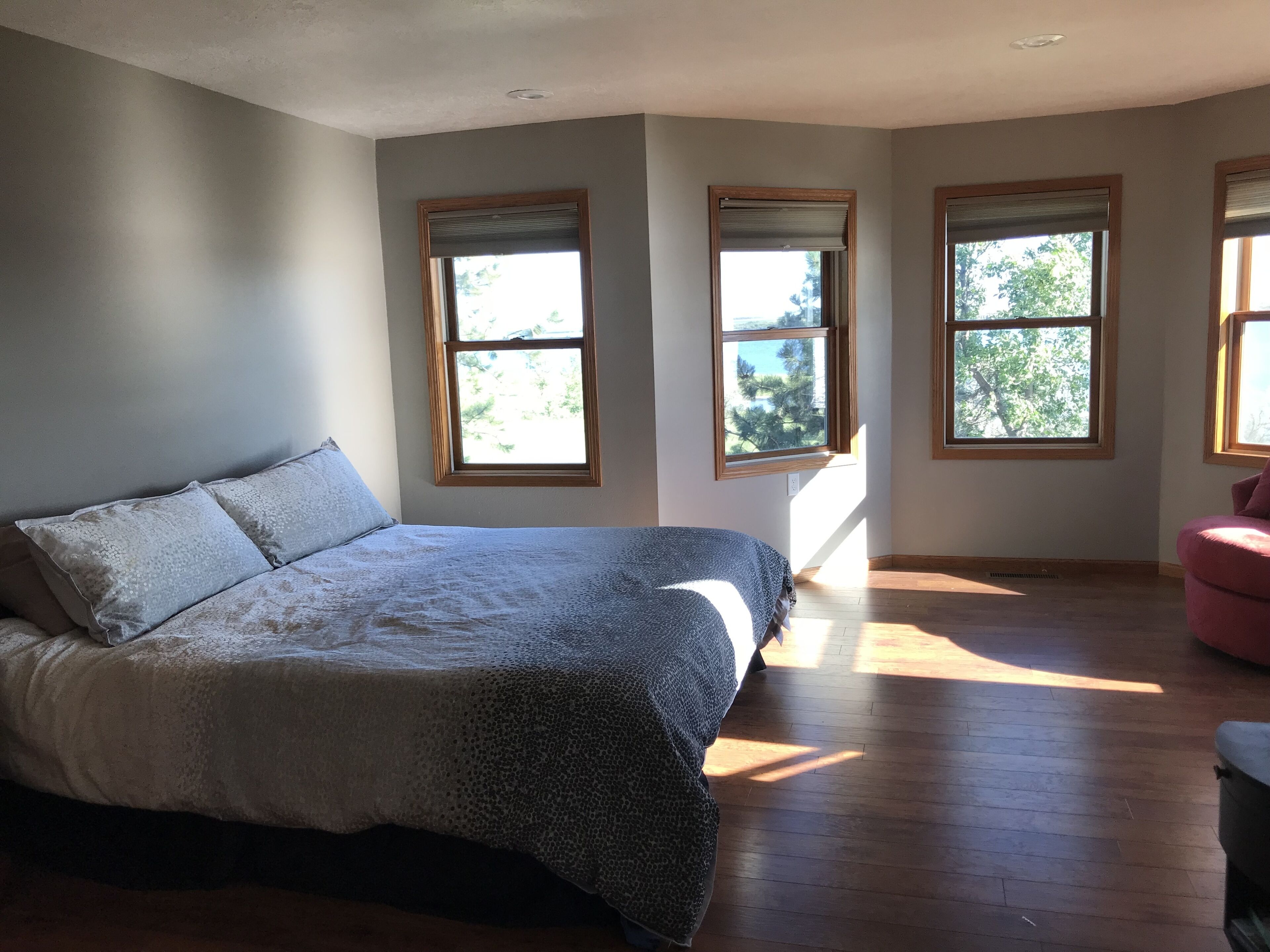Lakefront Home on Lake Sakakawea in Douglas Bay near Garrison, ND