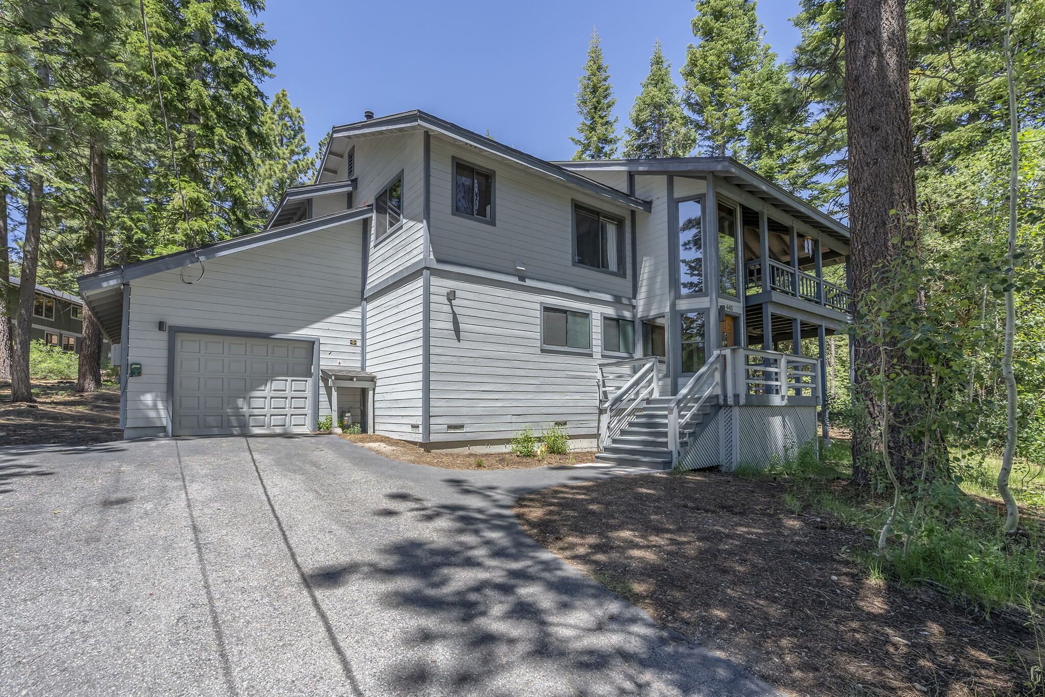 Beautiful and spacious family cabin