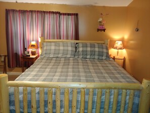 1 chambre, bureau, fer et planche à repasser, Wi-Fi gratuit