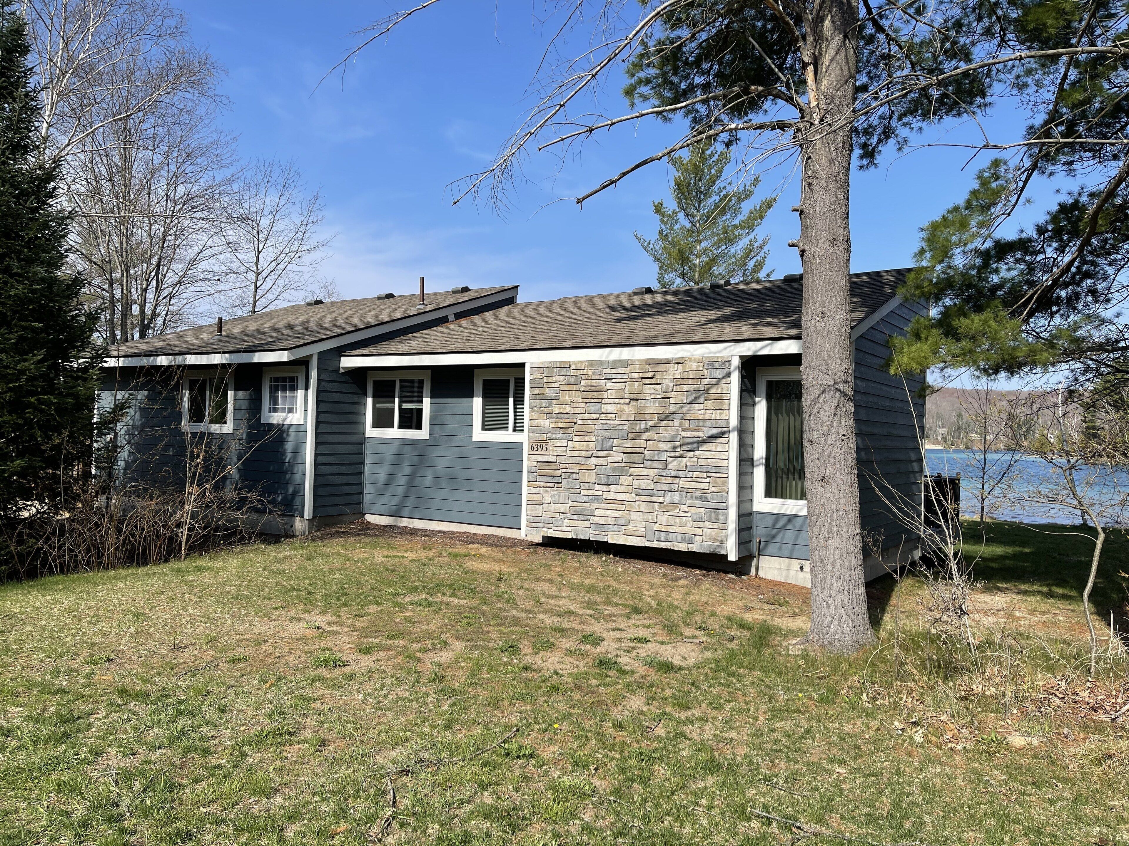 All Sport Big Blue Lake Waterfront Home With Dock