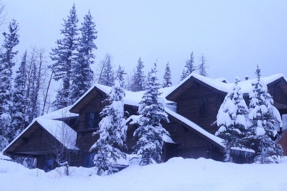 Purgatory Ski Mountain with Scenic Views
