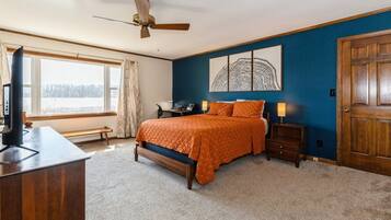 3 Schlafzimmer, Schreibtisch, Bügeleisen/Bügelbrett, kostenloses WLAN