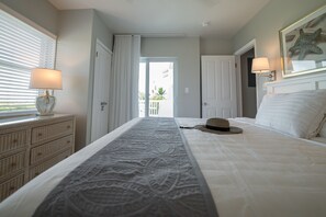2 bedrooms, travel crib, free WiFi, bed sheets