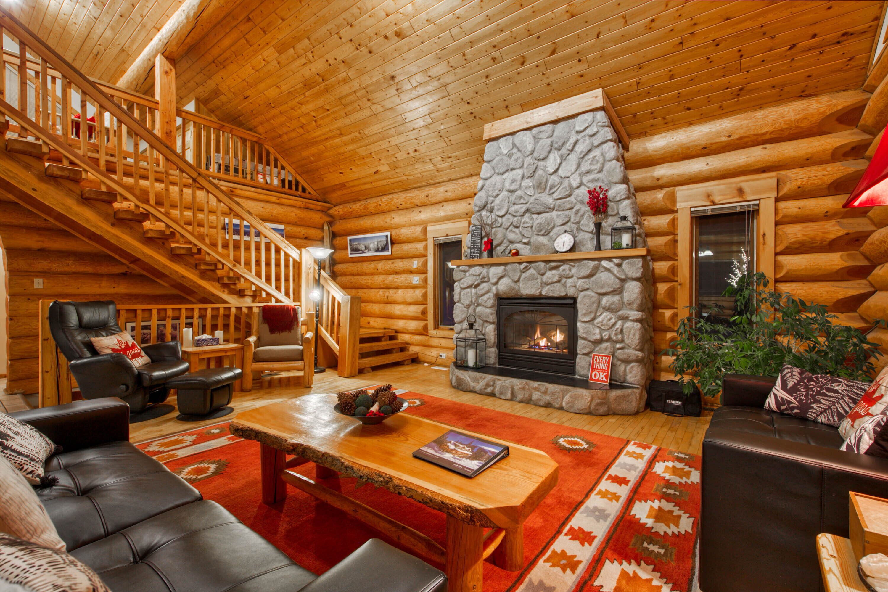 Family Friendly True Log Home experience