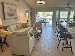 Smart TV, DVD player, books, video library - Crown Pointe Home with Lake Views! (Naples)