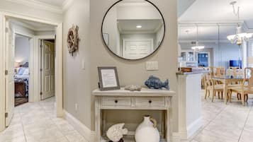 3 bedrooms, desk, iron/ironing board, travel crib