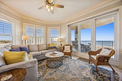 Oceanfront Condo-building renovation/construction notice