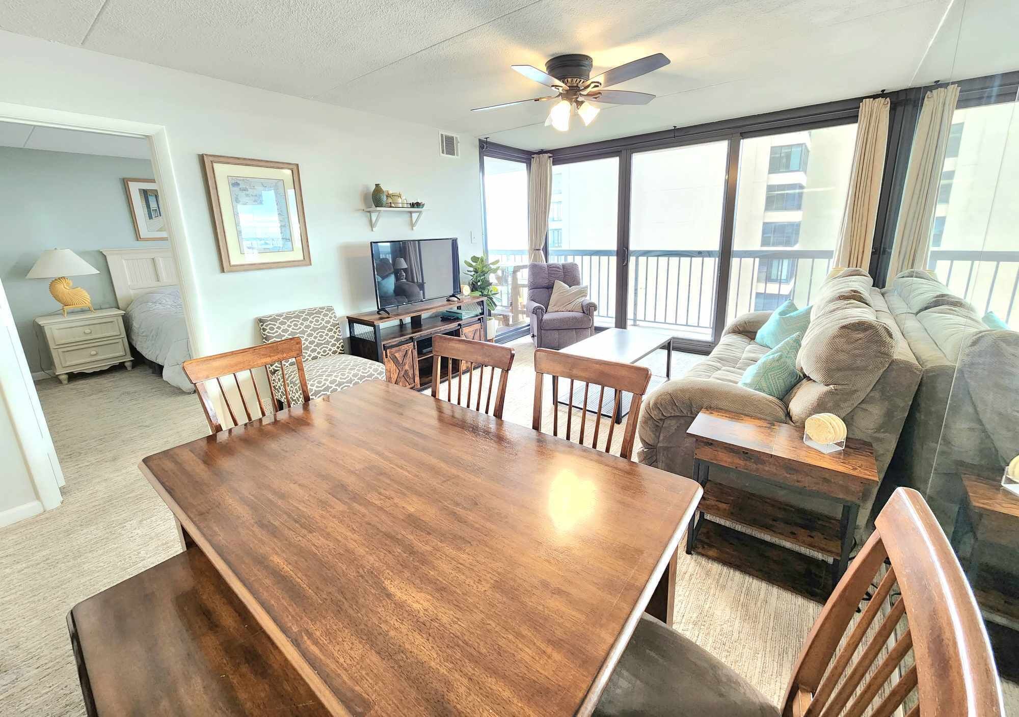 Newly Renovated BeachFront Family Friendly Condo Tons of Amenities Seawatch1015 