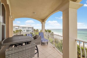 Outdoor dining - Newly updated as of April 2025 oceanfront corner condo w/amazing 180° Gulf views (Seacrest Beach West)