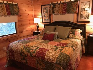 3 soverom, strykejern/-brett, wi-fi (inkludert) og sengetøy