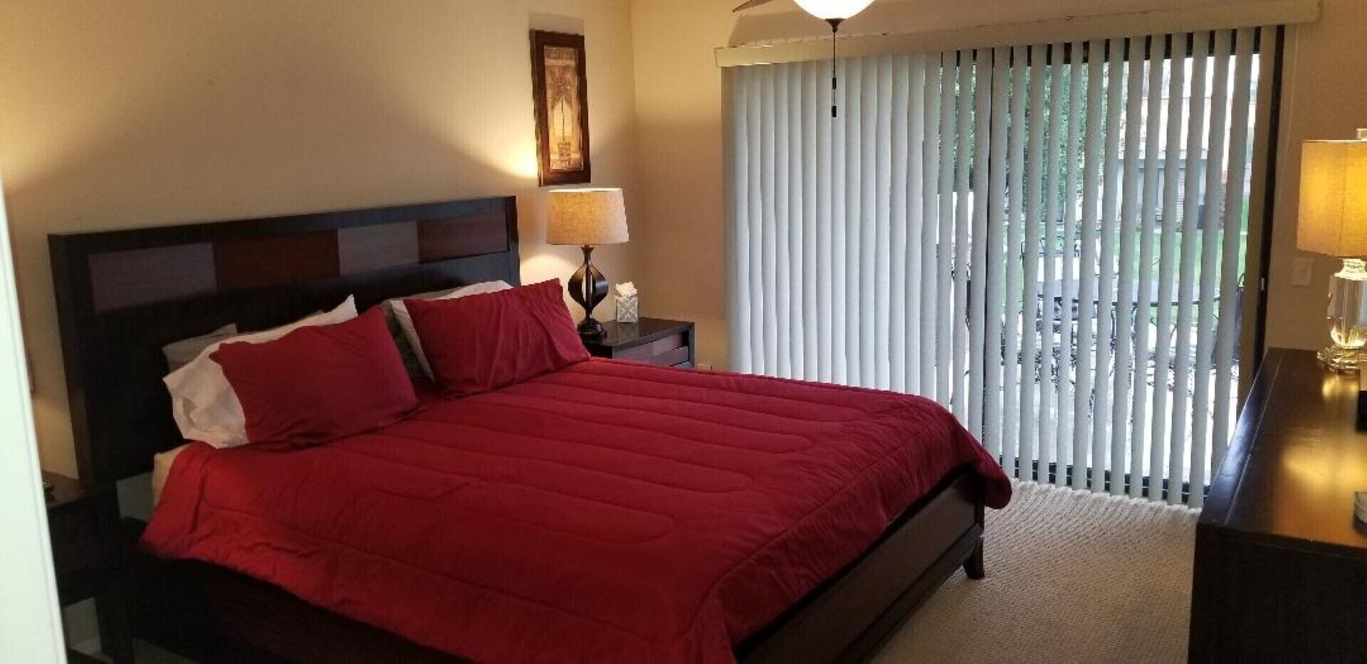 Resort Like Pool / Golf / Tennis Condo