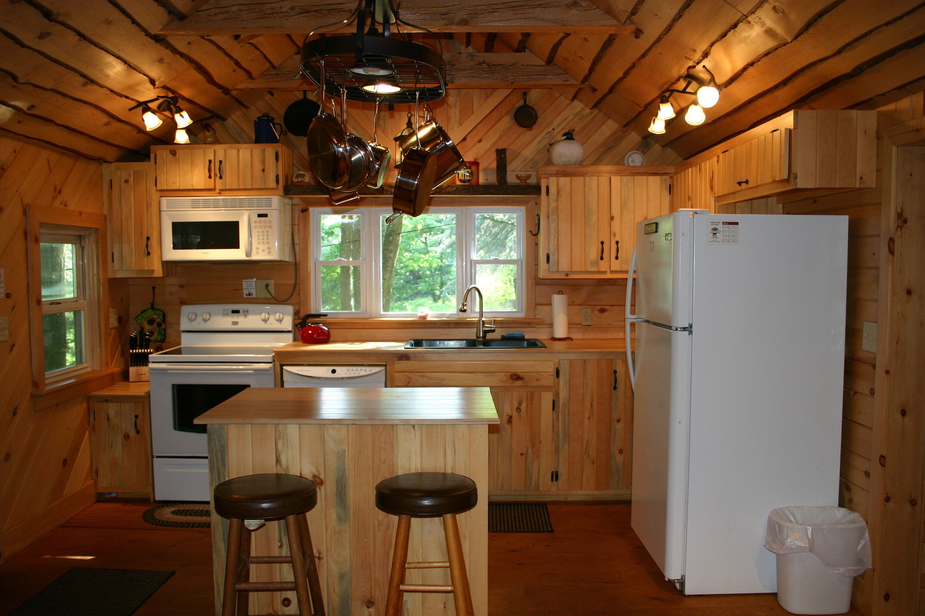 Cozy cabin - Minutes From Ricketts Glen State Park