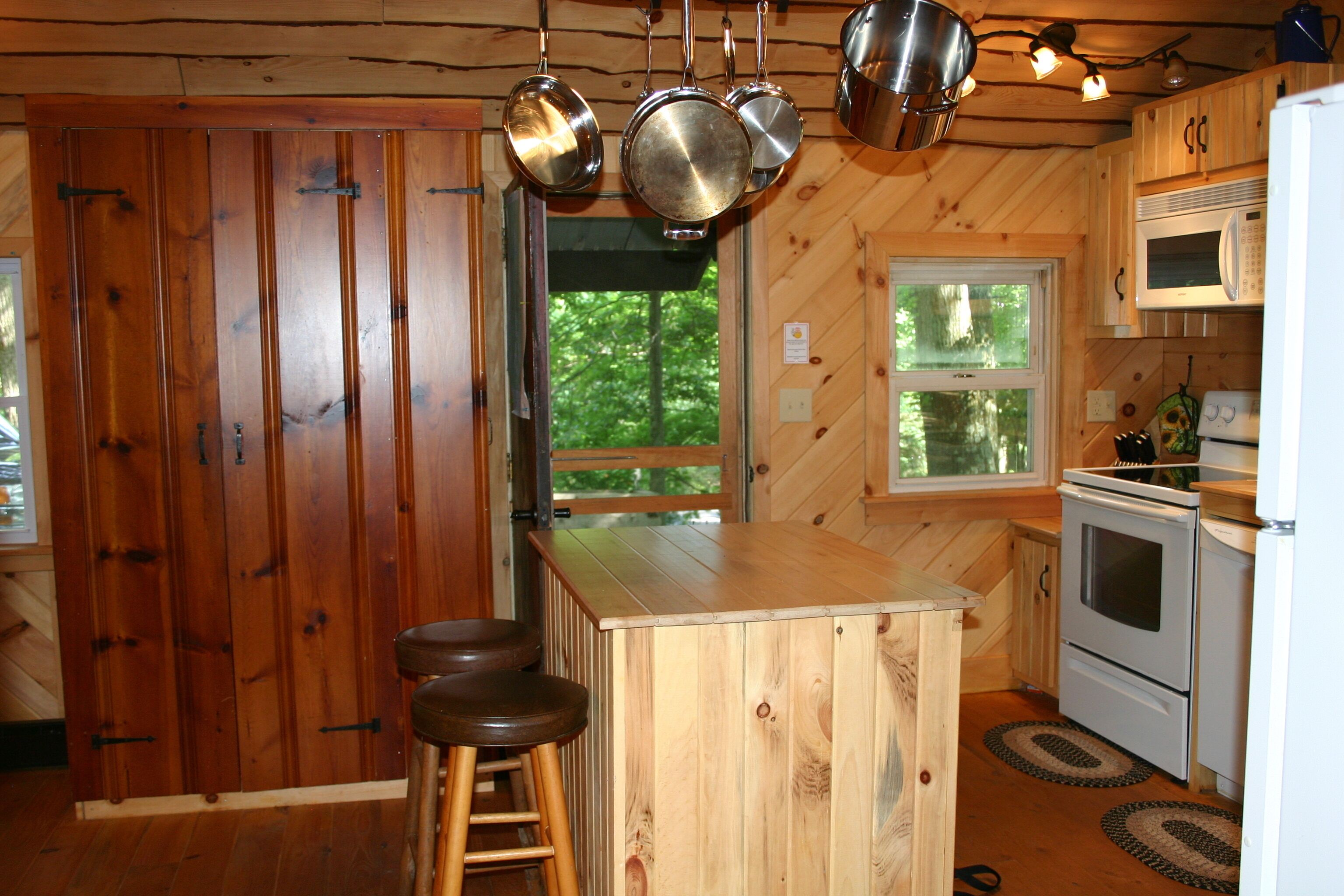 Cozy cabin - Minutes From Ricketts Glen State Park