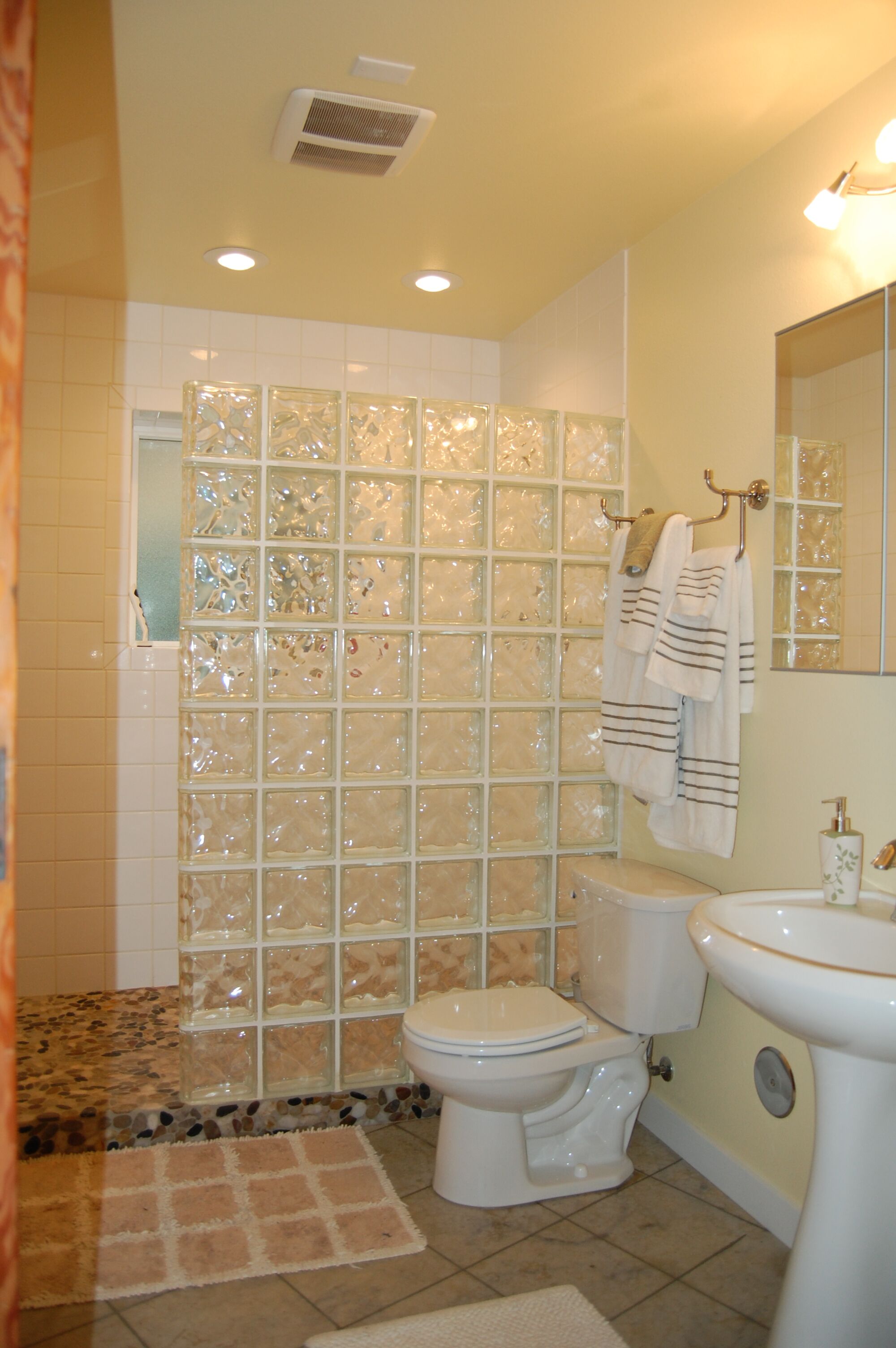 Andriette's L5- Lovely, Light Luscious Lower Level