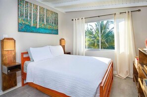 6 bedrooms, iron/ironing board, travel cot, WiFi