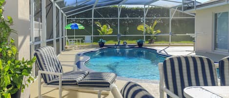 Inomhuspool och uppvärmd pool