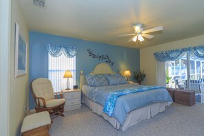 4 slaapkamers, een strijkplank/strijkijzer, wifi, beddengoed